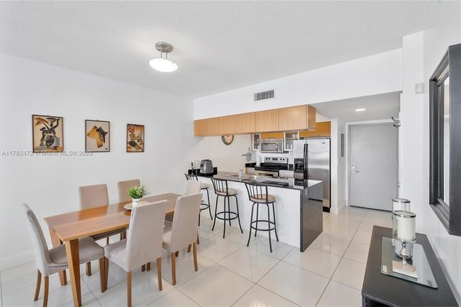 APT-3106 - 1750 Bayshore Dr, Condo with 1 bedrooms, 1 bathrooms and null parking in Miami FL | Image 7