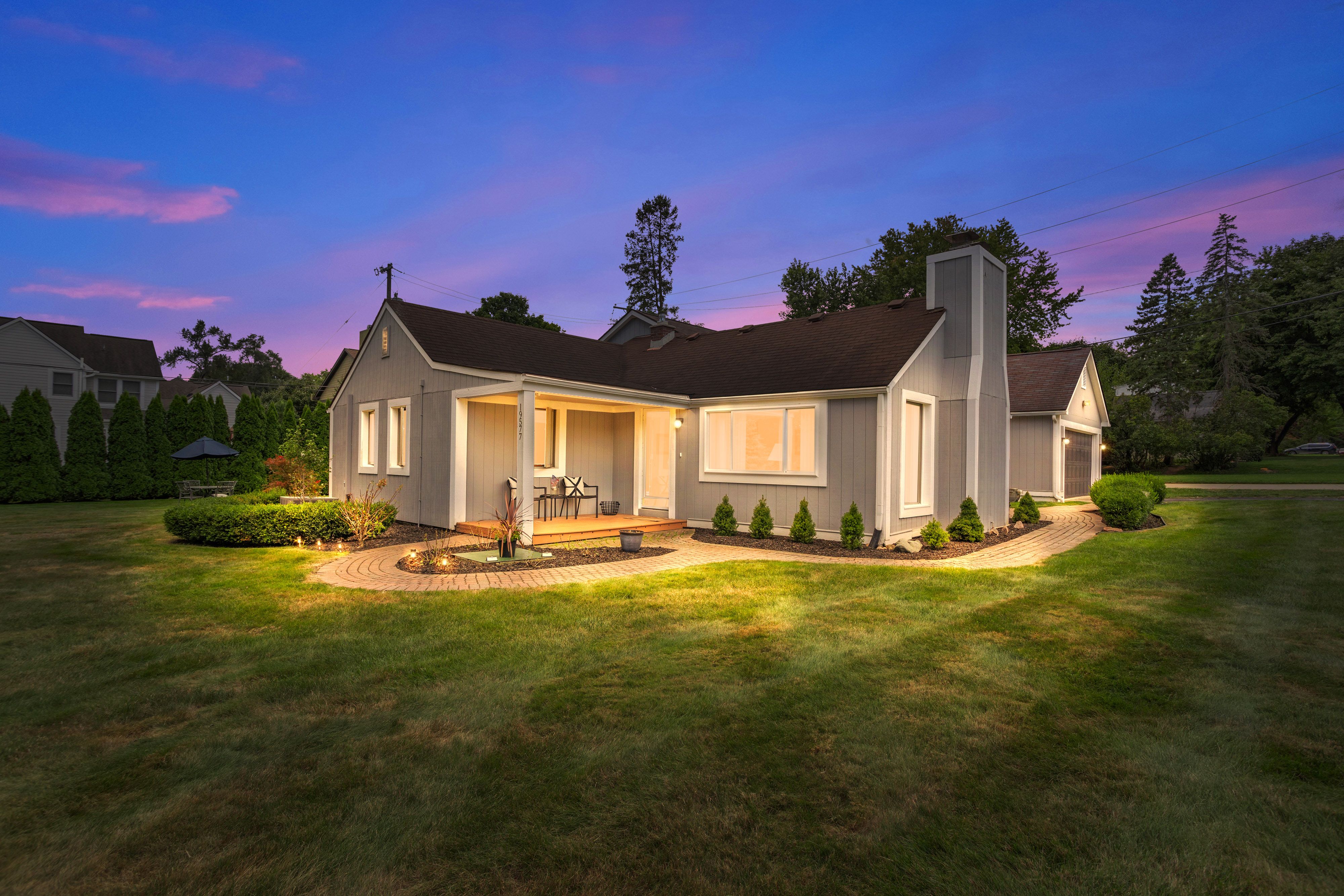 Clement Rd, Northville, MI 48167