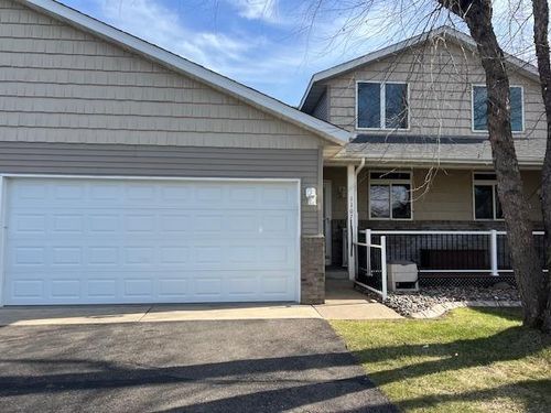 1107 36th St W, Hastings, MN, 55033-2669 | Card Image