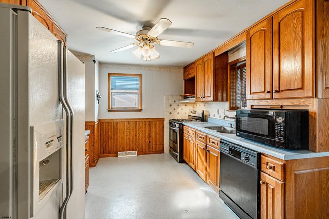 6 Black Pine Dr, House other with 4 bedrooms, 2 bathrooms and null parking in Trenton NJ | Image 5
