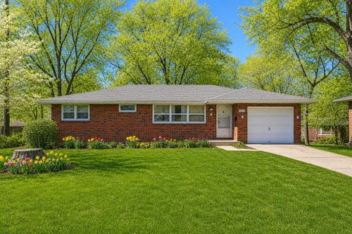 501 Westridge Dr, COLUMBIA, MO, 65203-1761 | Card Image