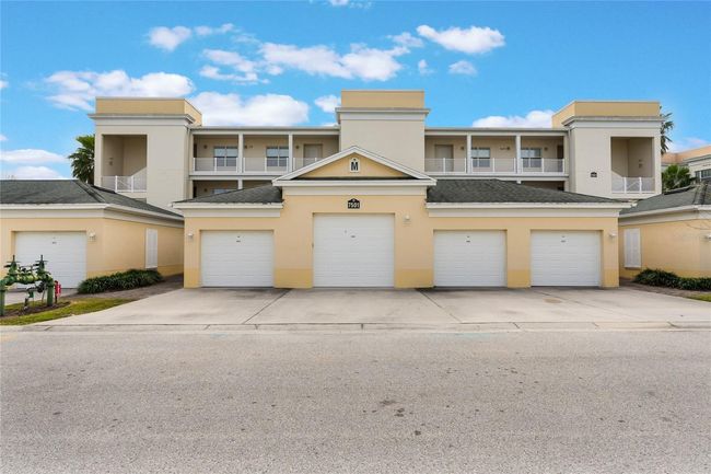 Extra large one car garage | Image 24