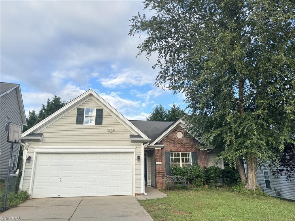 Pine Glen Ct, Greensboro, NC 27410