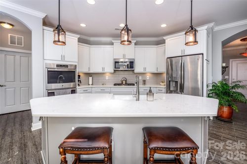 16215 Lakeside Loop Ln, Cornelius, NC, 28031-0380 | Card Image