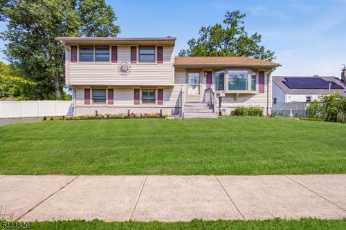 1852 W 5th St, Piscataway, NJ, 08854-1653 | Card Image