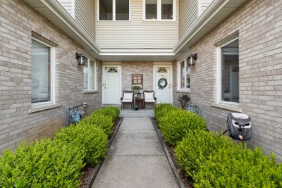 16730 Summercrest Avenue, Townhouse with 3 bedrooms, 3 bathrooms and 2 parking in Orland Park IL | Image 2