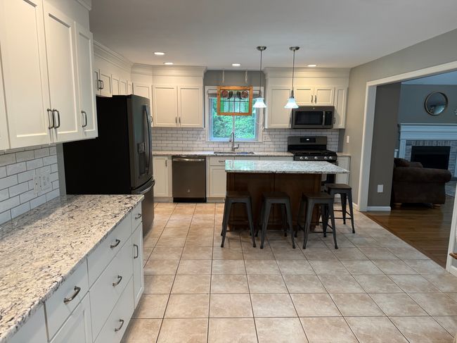 79 Sunnycrest Rd, House other with 4 bedrooms, 3 bathrooms and 6 parking in Trumbull CT | Image 4