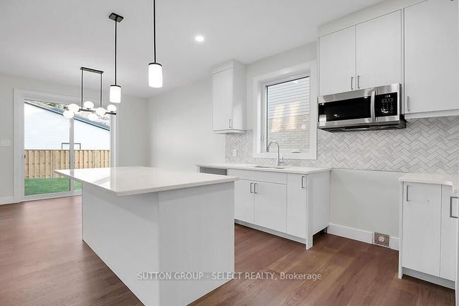 17 - 7966 Fallon Dr, House other with 4 bedrooms, 3 bathrooms and 2 parking in Granton ON | Image 4