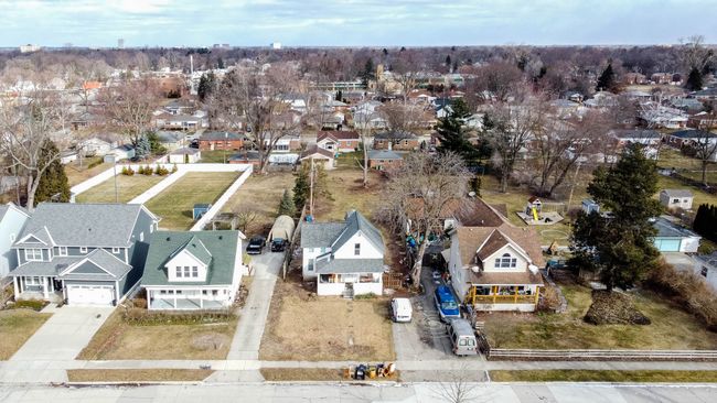 517 Devillen Ave, Home with 3 bedrooms, 1 bathrooms and null parking in Royal Oak MI | Image 5