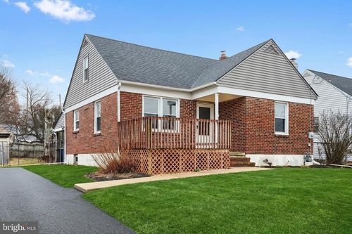 2180 Hess Rd, YORK, PA, 17404-4814 | Card Image