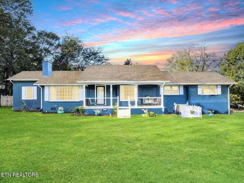 201 Farlow Dr, Knoxville, TN, 37934-3016 | Card Image