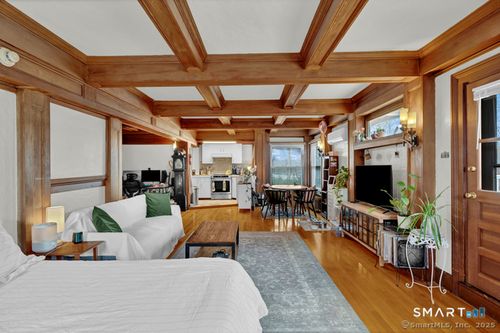 b-11 Winthrop Rd, West Hartford, CT, 06110-1656 | Card Image