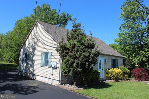23 Elbo Ln, Mount Laurel, NJ, 08054-9624 | Card Image