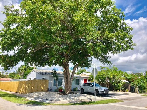 1501 Ne 3rd Ave, Fort Lauderdale, FL, 33304-1029 | Card Image
