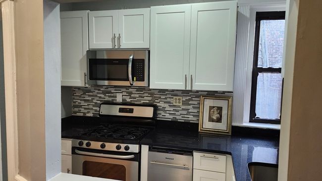 APT-7 - 1258 Commonwealth Ave, Condo with 2 bedrooms, 1 bathrooms and null parking in Boston MA | Image 7