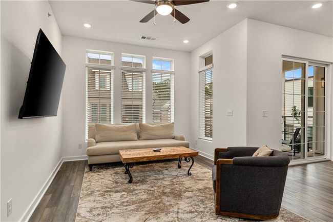 137 Devore Rd, Condo with 1 bedrooms, 2 bathrooms and 1 parking in Alpharetta GA | Image 5