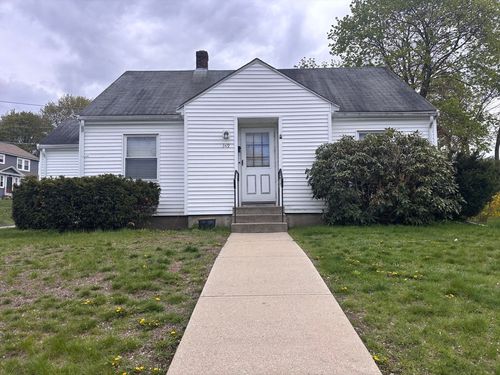 349 Oak St, Clinton, MA, 01510-3119 | Card Image