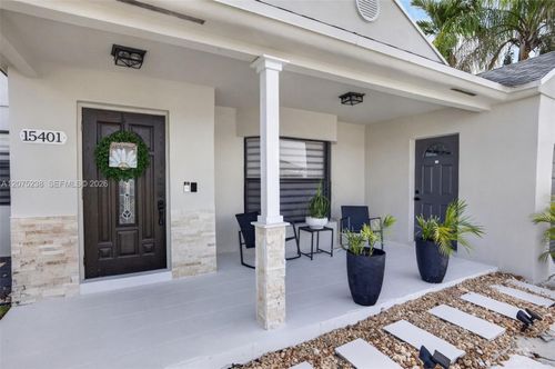 15401 Sw 144th Ave, Miami, FL, 33177-1063 | Card Image