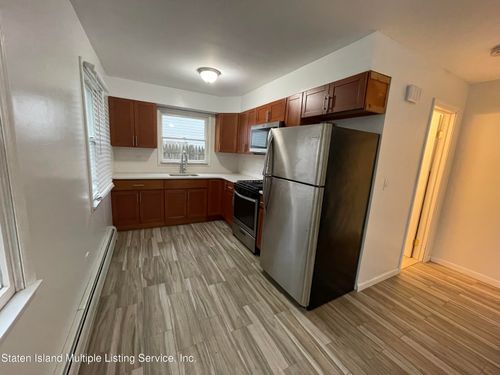 1st-fl-19 Hillcrest Avenue, Staten Island, NY, 10308 | Card Image