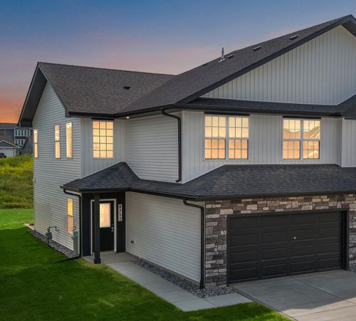 4427 W 77th Ave, Merrillville, IN, 46410-5774 | Card Image