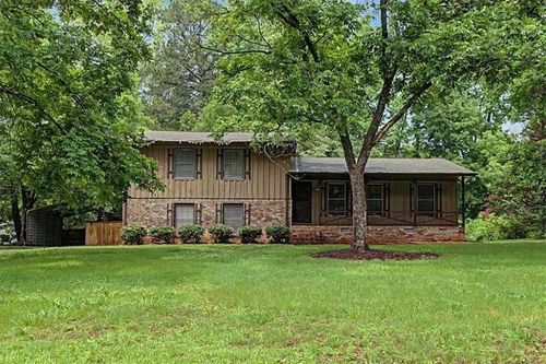 2985 Fredrick Dr, Marietta, GA, 30062-1531 | Card Image