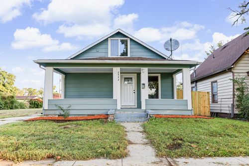 2442 Logan Avenue, Des Moines, IA, 50317 | Card Image