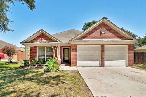 136 Winter St, Kyle, TX, 78640-5496 | Card Image