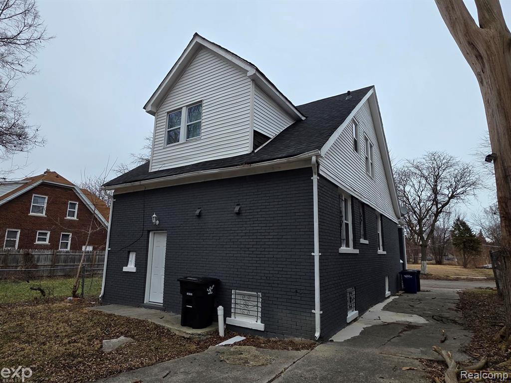 Residential Lease in Detroit 4