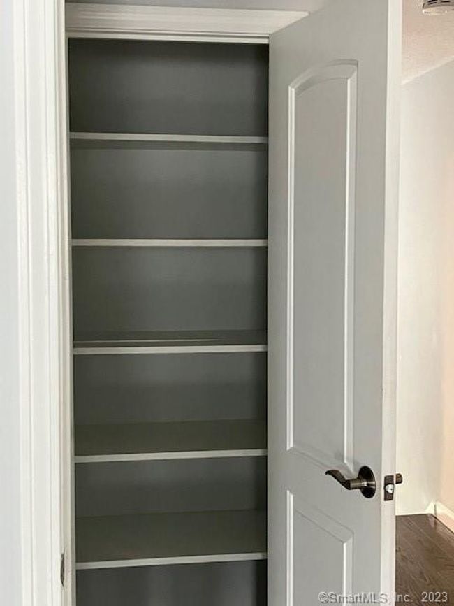 Linen closet | Image 16