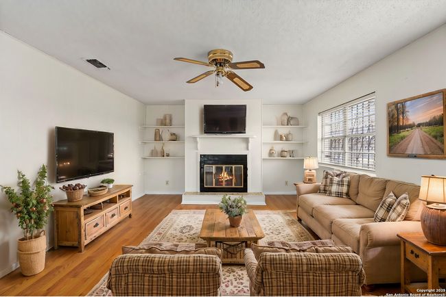 1931 Triple Pines St, House other with 2 bedrooms, 2 bathrooms and null parking in China Grove TX | Image 10