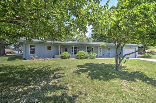 53 Norwood Dr, Decatur, IL, 62521-4175 | Card Image