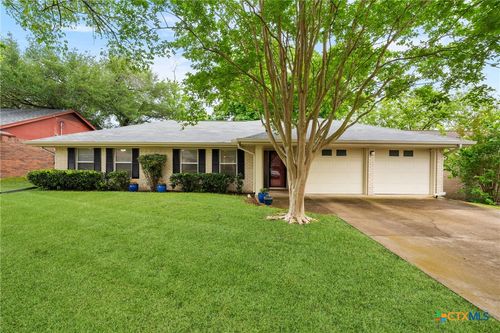 2111 Madden Rd, Temple, TX, 76502-2835 | Card Image