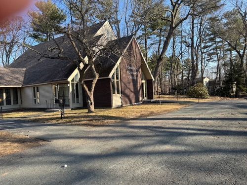 33 Lake St, Peabody, MA, 01960-3645 | Card Image