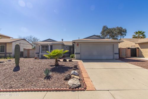 5961 N Edenbrook Lane, Tucson, AZ, 85741 | Card Image