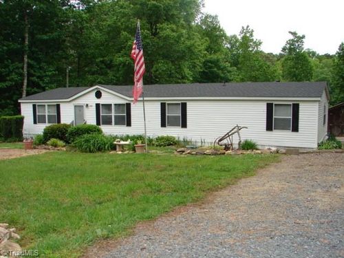 2192 S Lake Dr, Asheboro, NC, 27205-1053 | Card Image