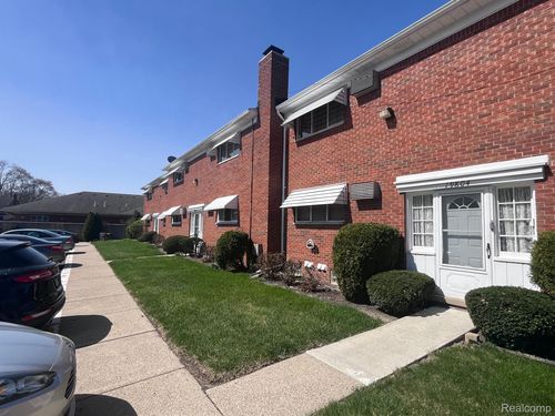 apt-202-19804 Harper Ave, Harper Woods, MI, 48225-1856 | Card Image