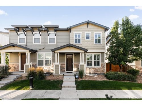 1523 S Dallas Cir, Denver, CO, 80247-3091 | Card Image