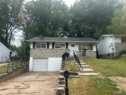 242 Gladys Ave, Saint Louis, MO, 63135-1031 | Card Image