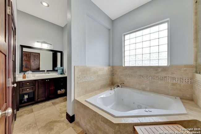 1755 Wiedner Rd, House other with 4 bedrooms, 3 bathrooms and null parking in Cibolo TX | Image 22