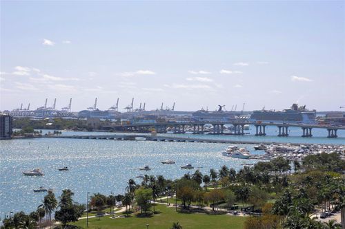 apt-1604-2020 Bayshore Dr, Miami, FL, 33137-5164 | Card Image