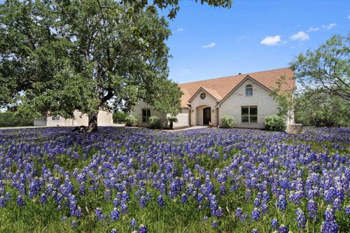 120 Oak Meadow Trl, Spicewood, TX, 78669-8426 | Card Image