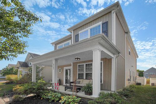 6163 Upper Albany Crossing Dr, Westerville, OH, 43081-8080 | Card Image