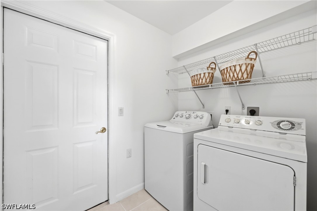 Residential in Naples 5