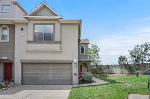 apt-305-11203 Ranch Road 2222, Austin, TX, 78730-1012 | Card Image