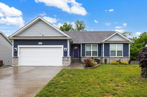 11400 Pebble Trace, Louisville, KY, 40229 | Card Image