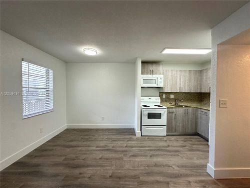 206-2843 Fillmore Street, Hollywood, FL, 33020 | Card Image