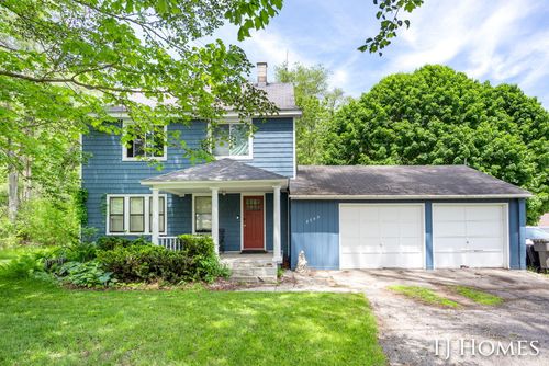 8245 45th Street Se, Cascade Charter Township, MI, 49301 | Card Image