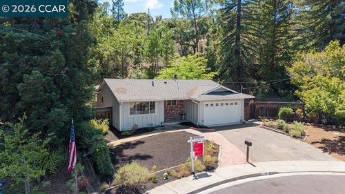 789 Charlton Dr, Pleasant Hill, CA, 94523-3551 | Card Image