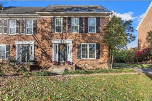1145 Dunbarton Ln, Lexington, KY, 40502 | Card Image