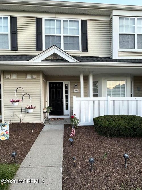 303-303 Brookfield Dr, Jackson, NJ, 08527-3882 | Card Image